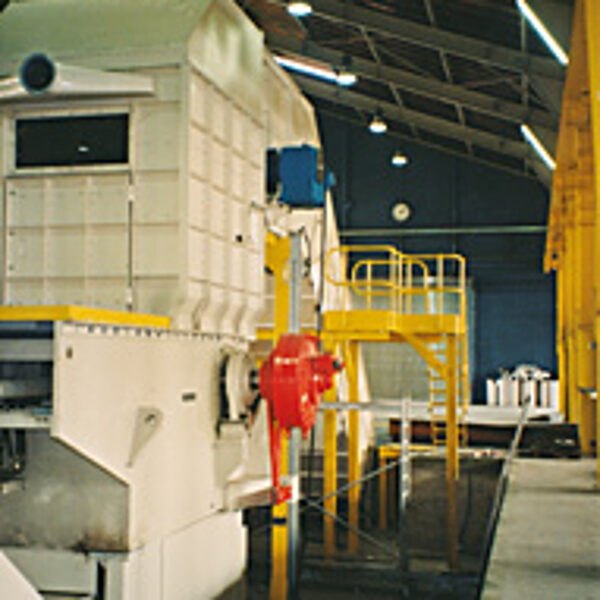 Pre-treatment of infeed material