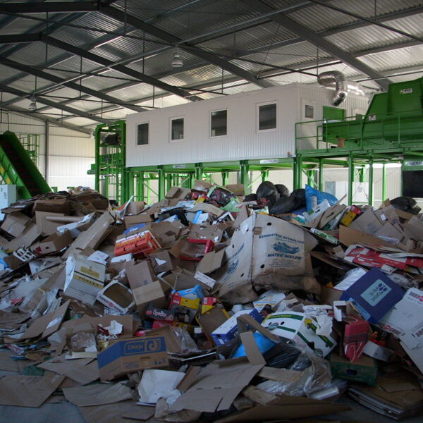 Regional sorting plant for recyclables and hydraulic baler