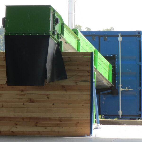 Dropp off point for solid products 