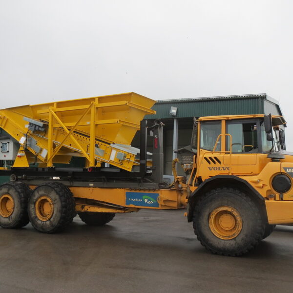 Mobile sorting station on hook frame