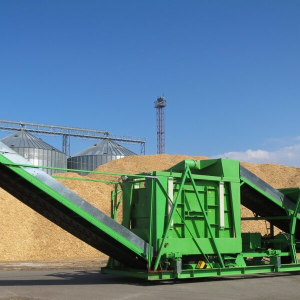 Manufacturing and servicing of screens, wind shifter and automatic sorters