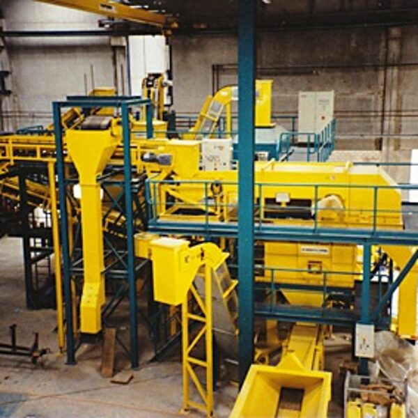 Mechanical process for recovery of metals and plastics from Electronic scrap