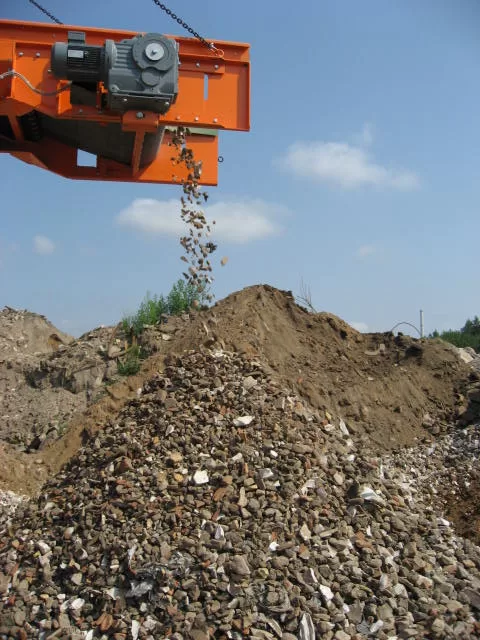 Cleaned fraction from construction waste