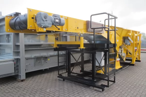 Mobile sorting station on hook frame